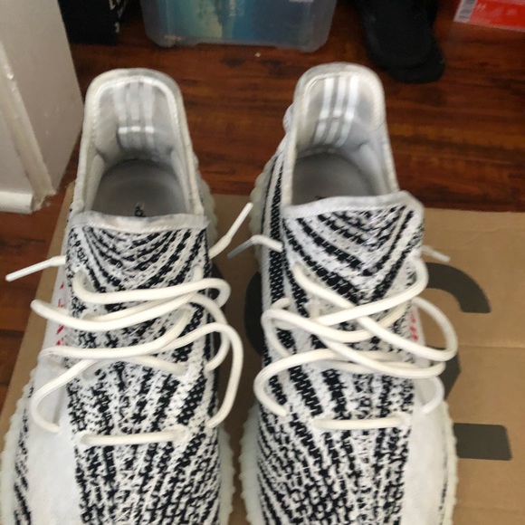 Yeezy 350 V2 zebras - Picture 3 of 6